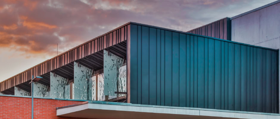 Vues extérieures et intérieures du Collège Françoise-Héritier à L'Isle-Jourdain