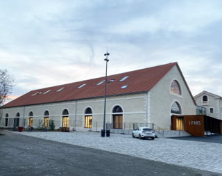 CONSTRUCTION IFMS DU GERS  Institut de Formation aux Métiers de la Santé Année : 2023 Lieu : Auch (32) Maître de l’ouvrage : ARAC OCCITANIE POUR LA REGION OCCITANIE (31) Maîtrise d’œuvre : ATELIER SDH - Toulouse Bureau d’études : ISAO, Technisphère, IDTEC, Keyros, Delhom Acoustique - Toulouse /  David Sist - Auch  Coût : 5 M€ H.T Surface : 4 700 m2